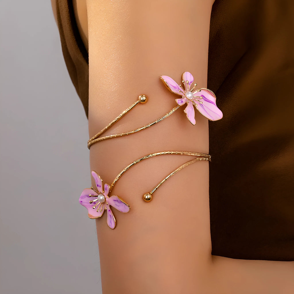 Personalised fashion pattern hollow armband lines in alloy with adjustable wrist bracelet design