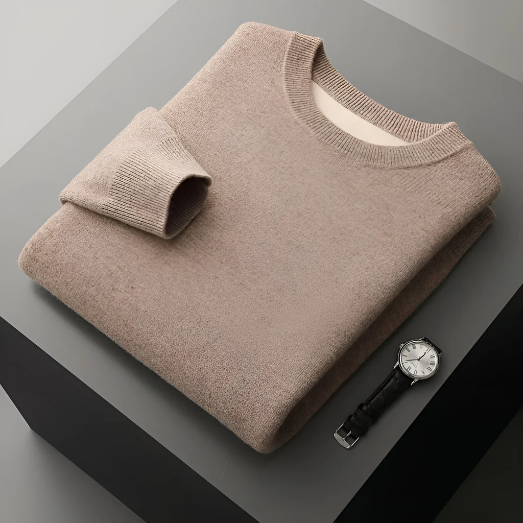 Thickened wool round neck loose casual pullover sweater in Elephant Gray with regular yarn texture
