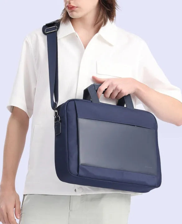Large capacity Oxford cloth computer bag for 15 inch laptop, black solid colour