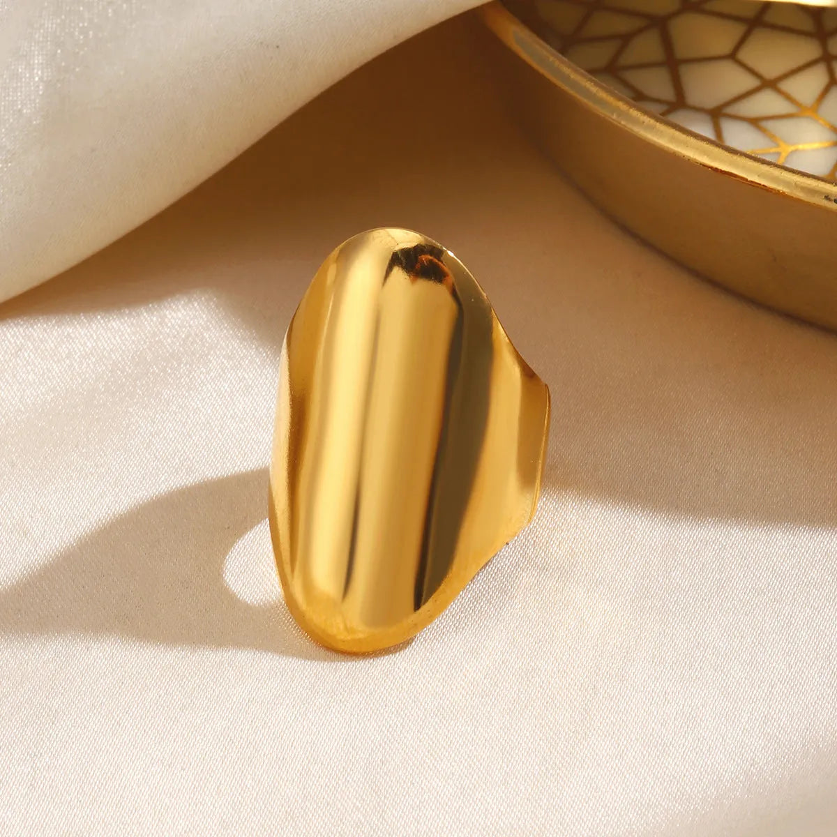 Stainless steel thick geometric ring for women in gold or steel colour, simple style electroplated band