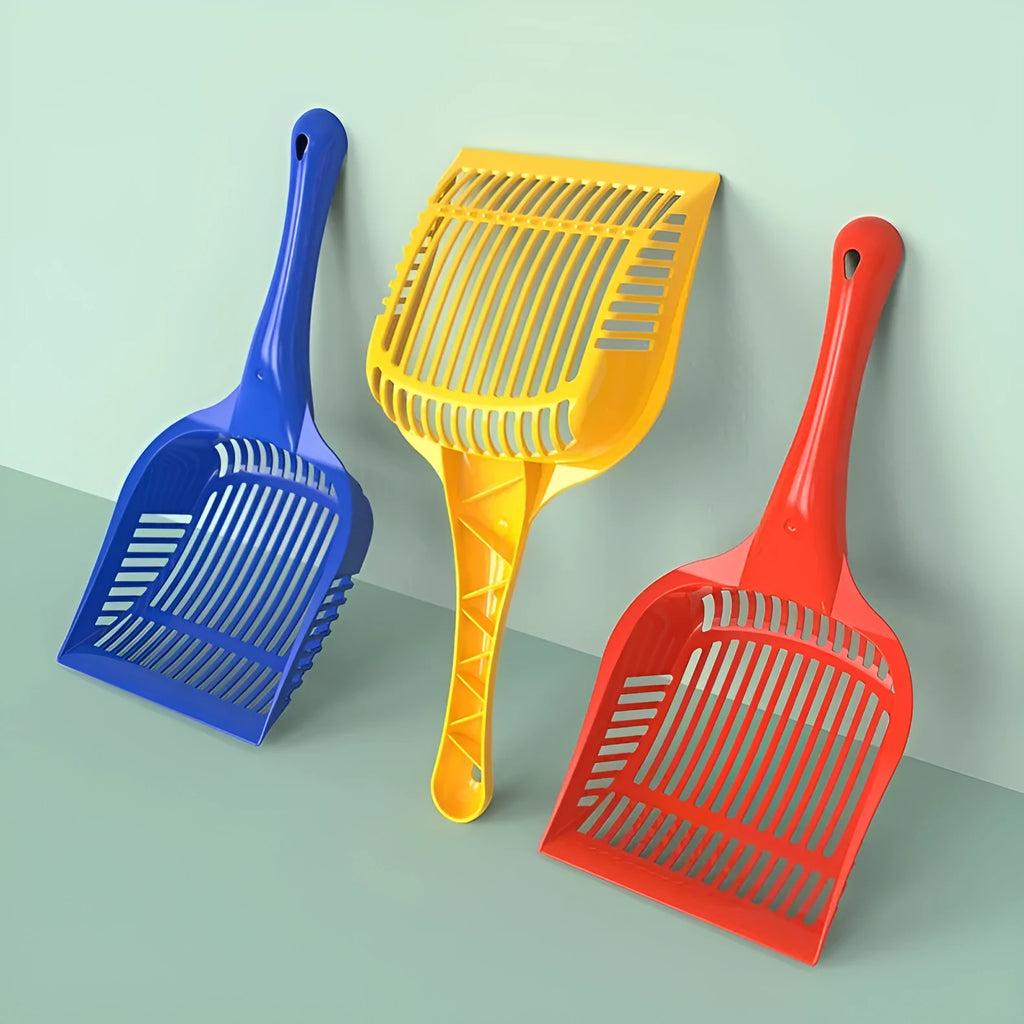 Red, yellow and blue plastic cat litter scoops in small and medium sizes for pet toilet cleaning