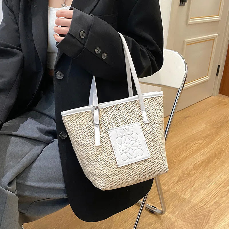 Straw woven women's shoulder bag in European retro style with large capacity
