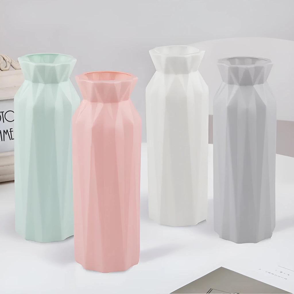 Green drop-resistant melamine plastic vase with 7.2cm base on a wooden desk.