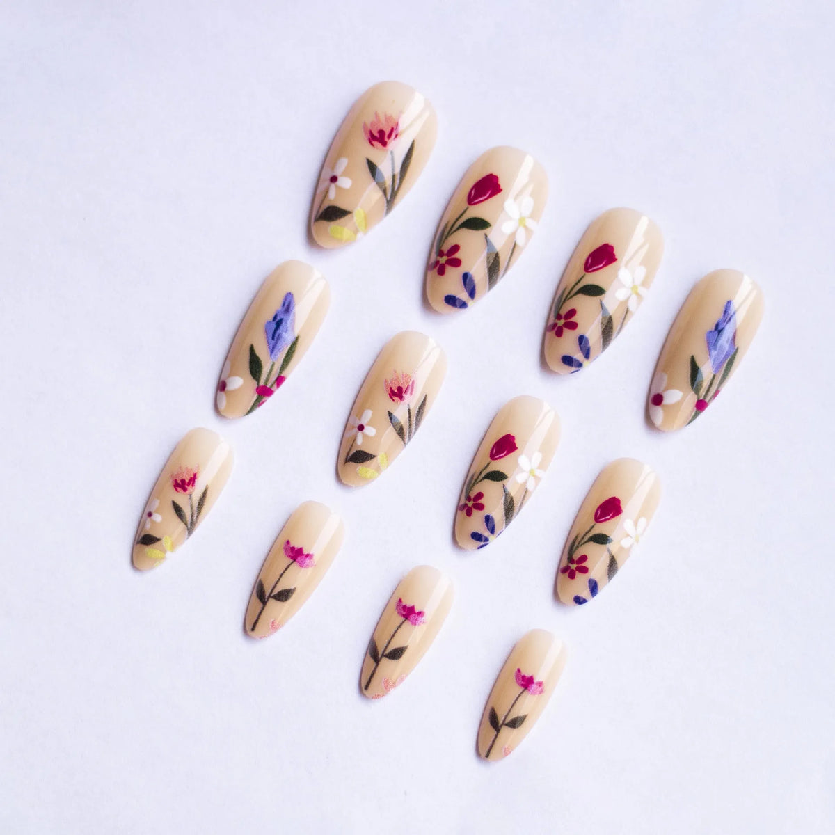 European American style almond-shaped removable nail armour with rose and tulip floral patterns