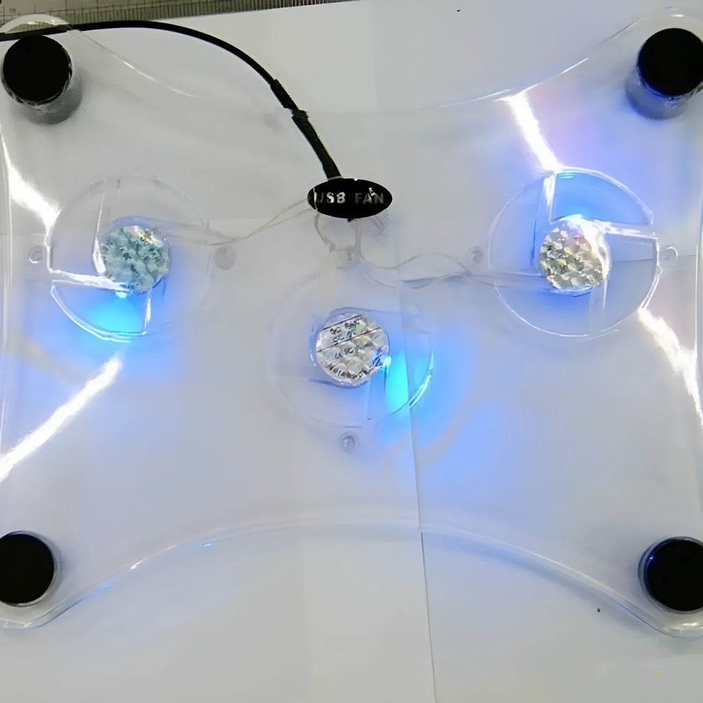 Transparent laptop cooling pad with three fans, 290mm x 160mm x 40mm inclined body and four rubber pads