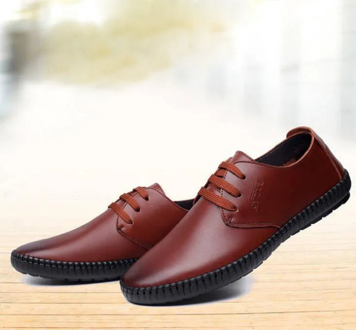 New strap mans casual shoes with solid pattern, PU upper, available in black and brown