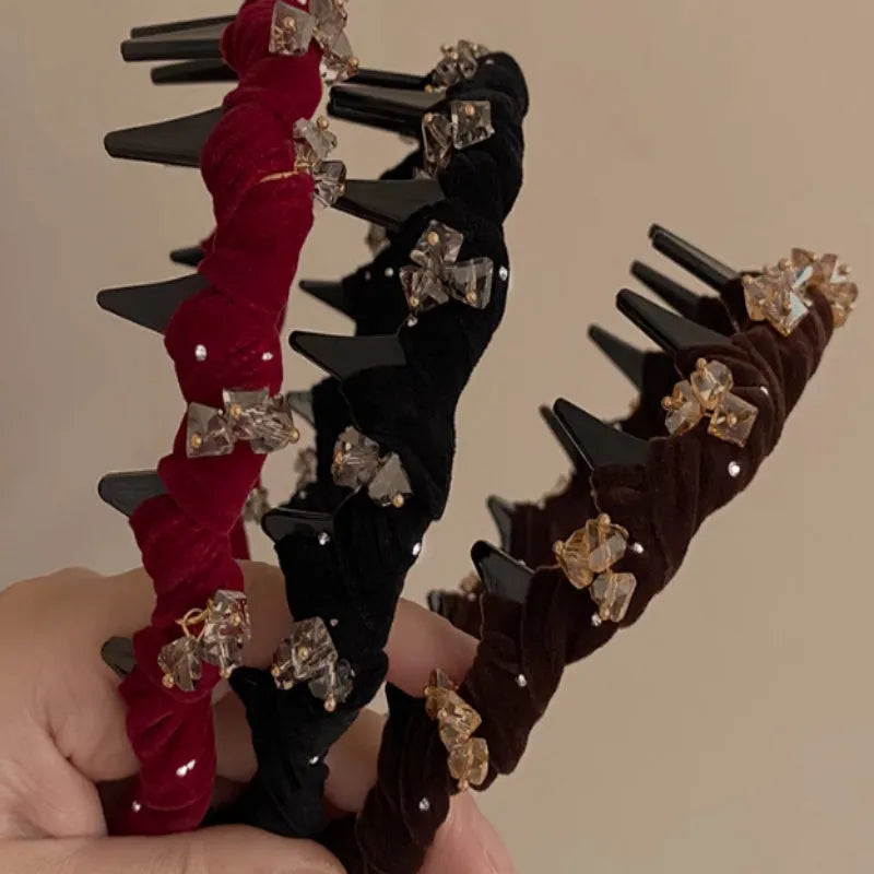 Non-slip velvet hairband for face washing with a crystal wave decoration on top