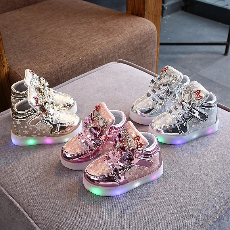 LED shoe magic button in golden with illuminated light, for children's shoes sizes EU 21-30