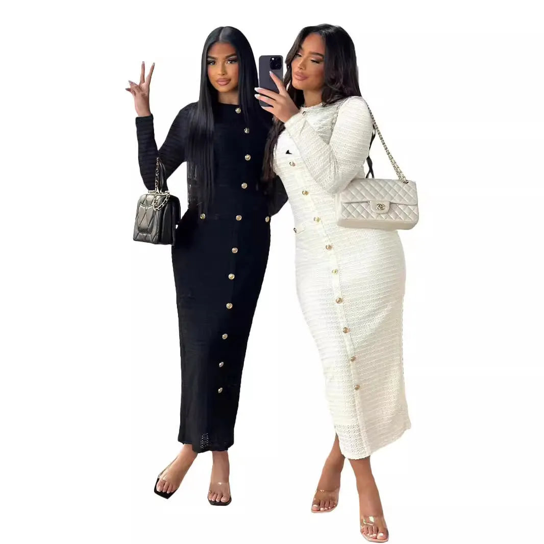 French retro slim fit knitted long-sleeved dress for women in black or white
