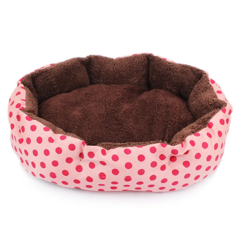 Soft fleece pet warm bed for cats in pink colour measuring 35x30cm