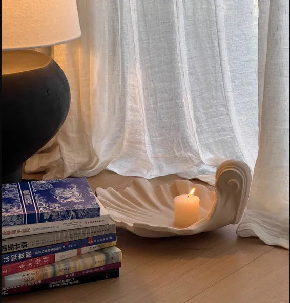 White resin simulation shell fruit plate ornament with light luxury decorative style