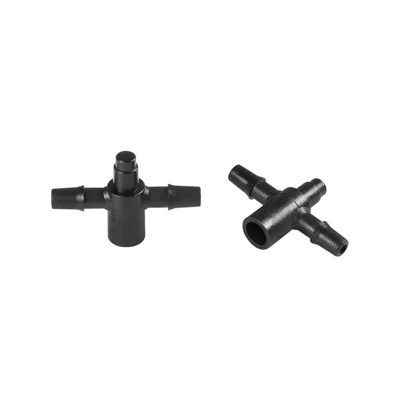 Tee water distributor for irrigation systems with PE construction and sun protection properties