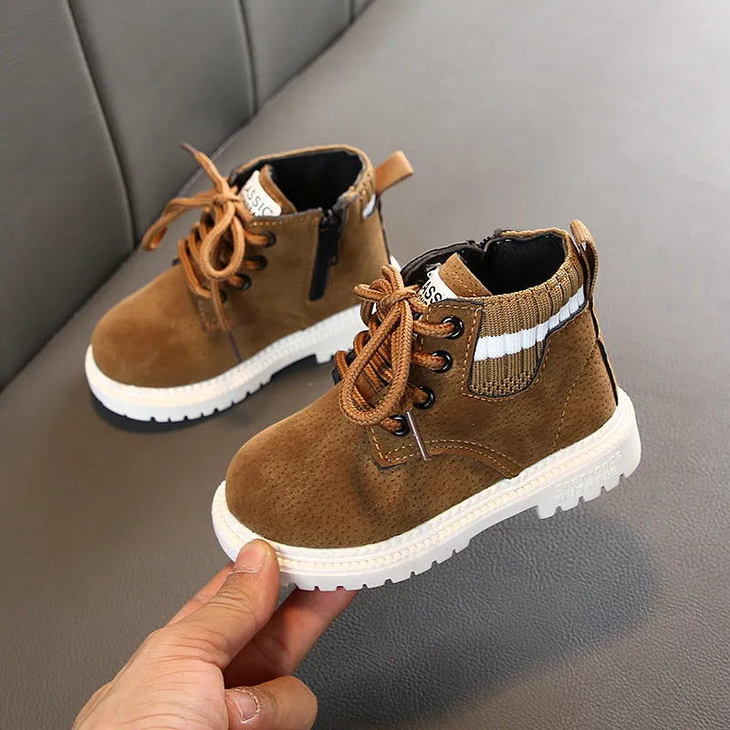 Children's Martin snow boots in synthetic leather with side zipper, solid colour, low cylinder design