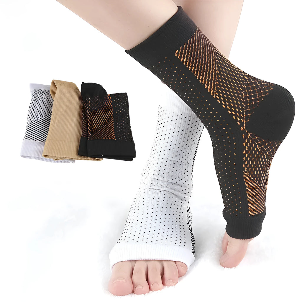Korean-style nylon pressure foot socks in black with invisible heel and short tube length