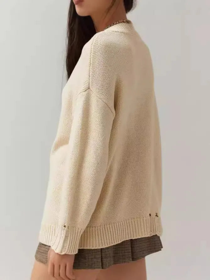 Women's acrylic jacquard pullover sweater with round neck and loose-fitting design in milky white