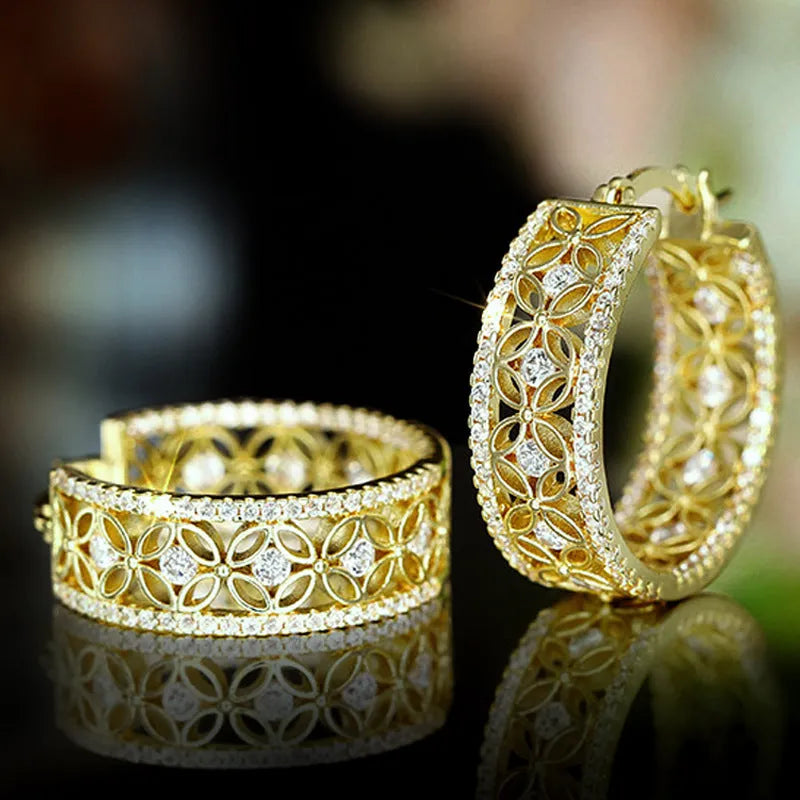 Copper geometric ear clips with horse eye flower butterfly design in E4221 yellow gold colour