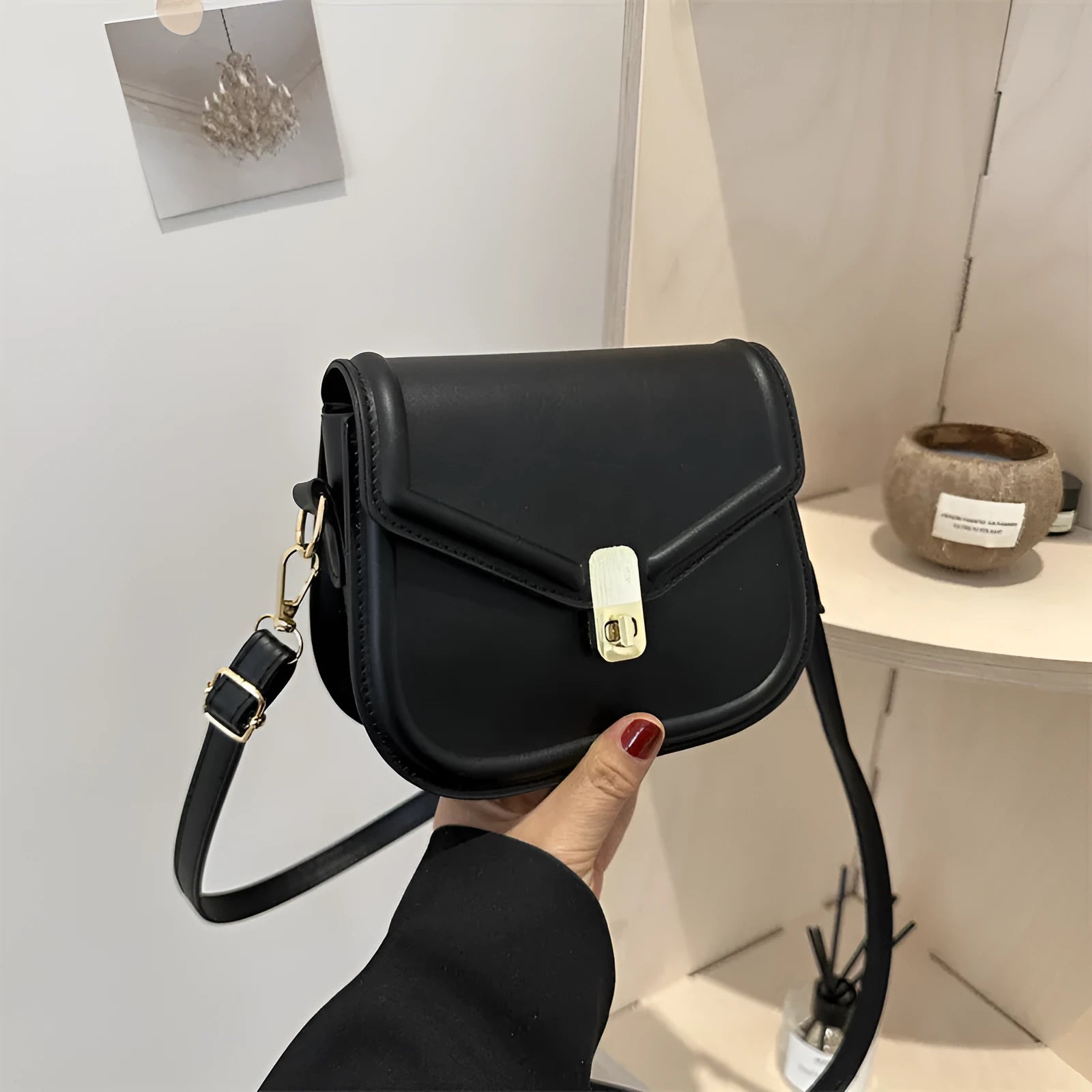 Soft PU leather messenger bag with clamshell opening in horizontal square shape