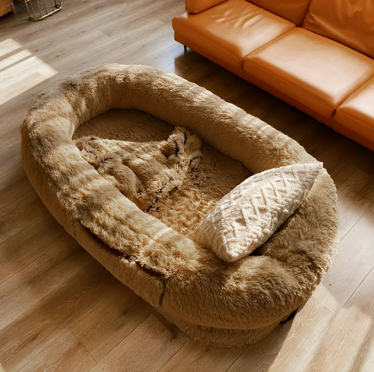 Giant dog kennel super large sponge-lined nest in light grey or khaki, 1.6m or 1.85m