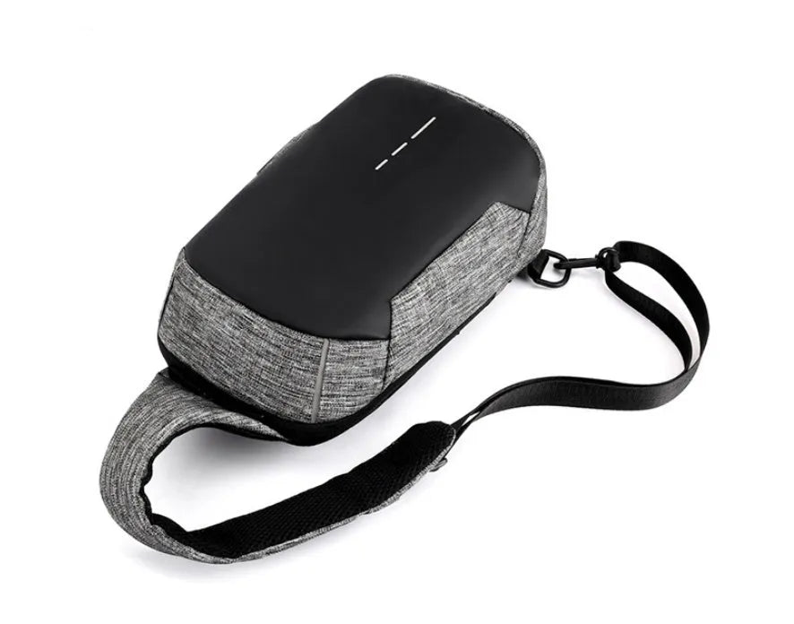 Waterproof Oxford cloth chest bag in dark blue with zipper opening and adjustable strap