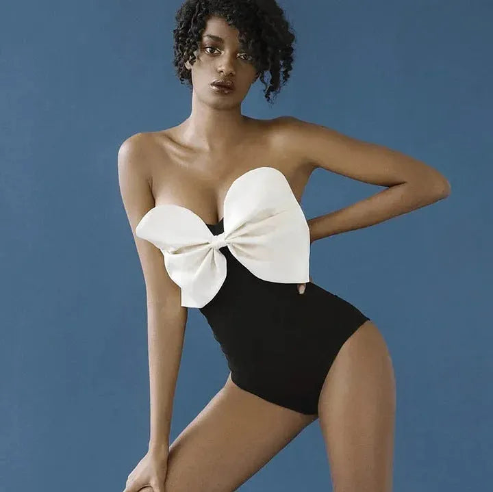 Black and white solid colour tube top bow one-piece swimsuit with high elasticity and optional wrap skirt for women
