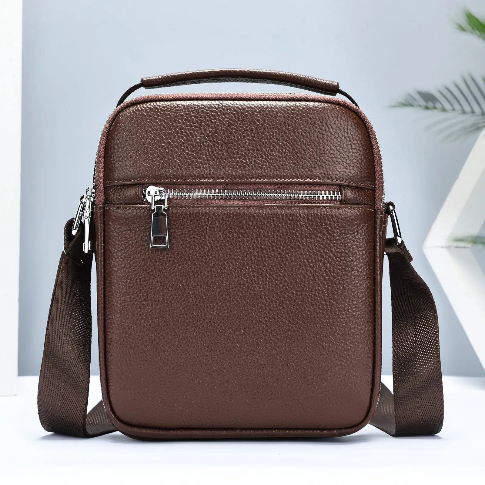 Men's first layer cowhide crossbody bag in coffee colour, 18x7x22cm, genuine leather daily matching bag