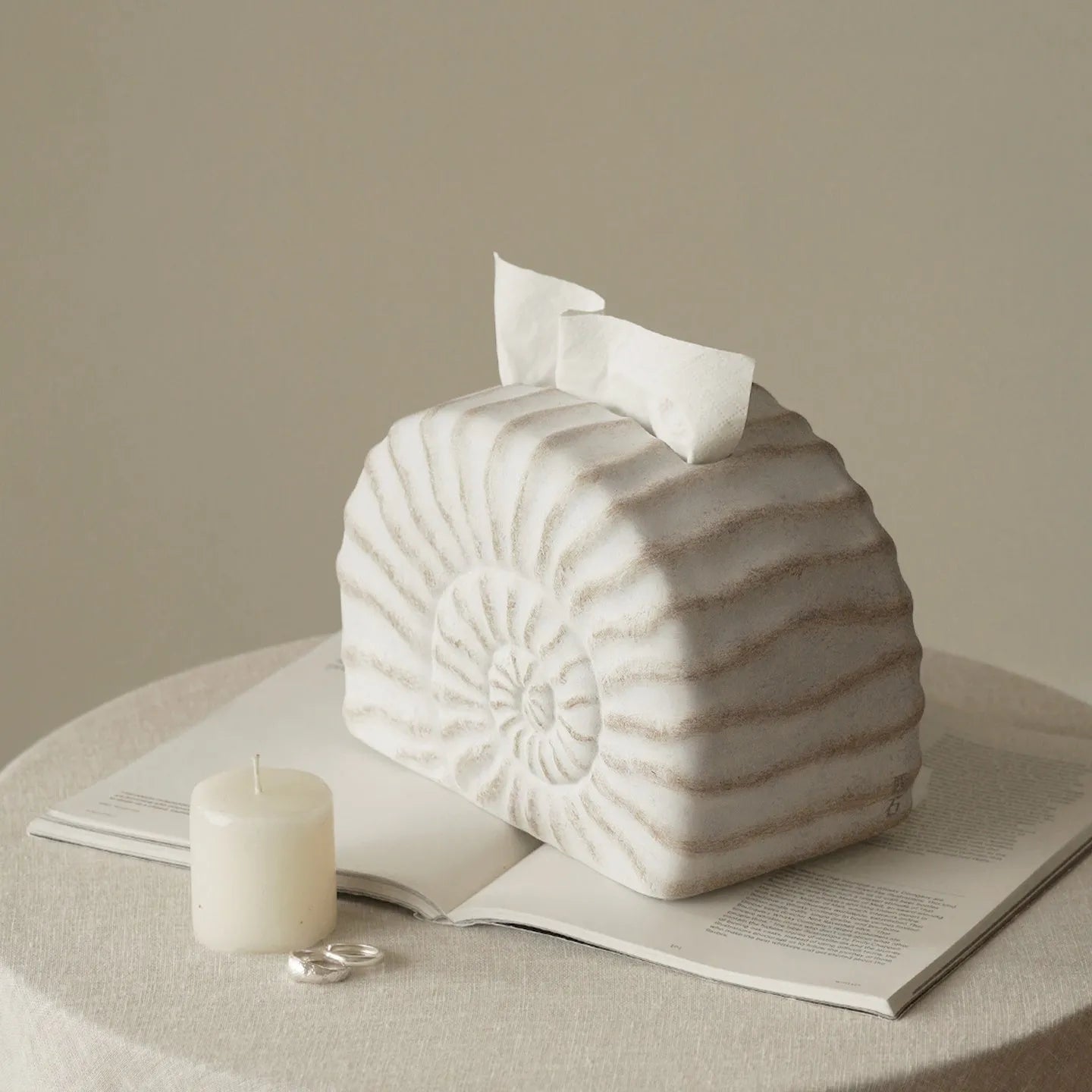 Resin tissue box cover with conch ramble design in modern simplicity style