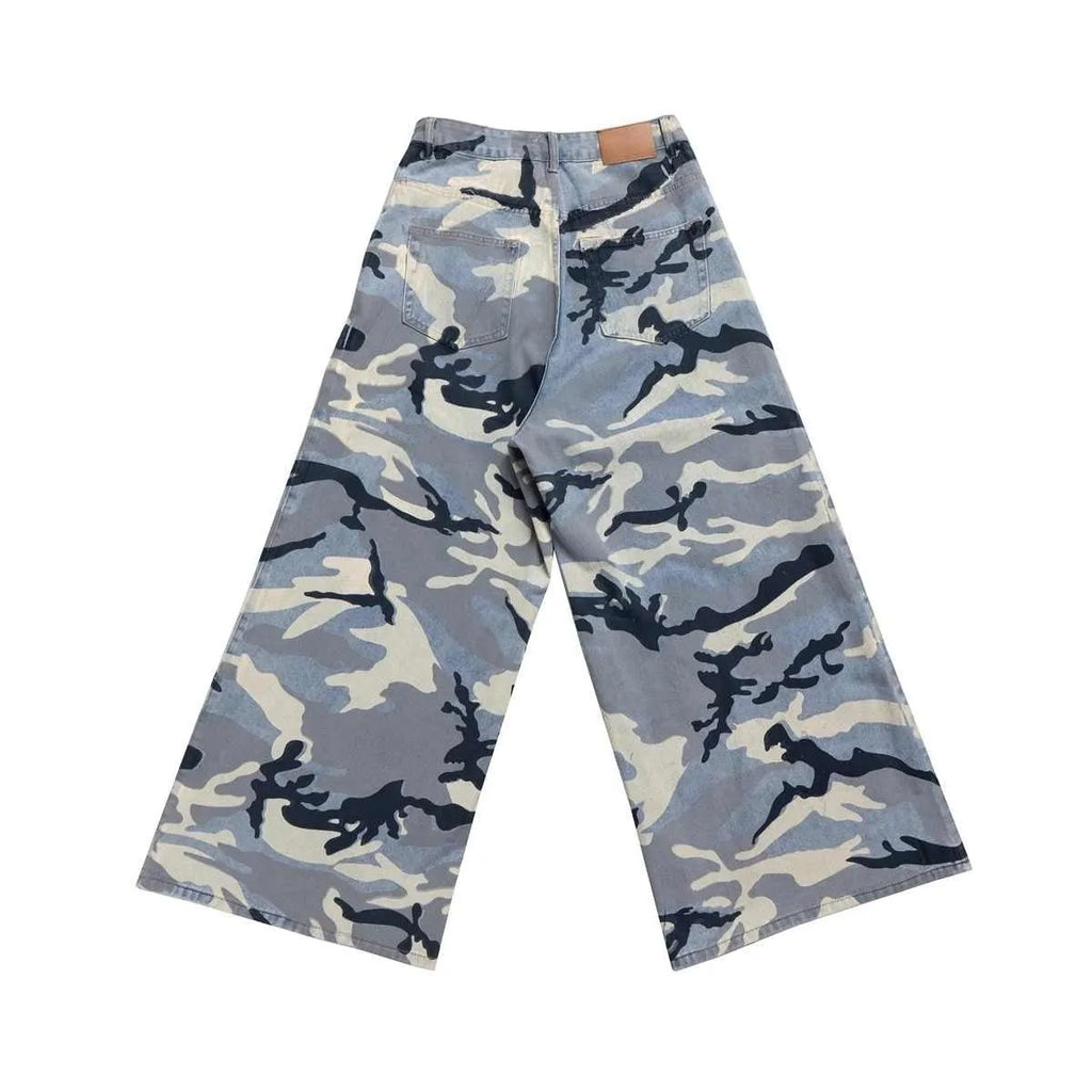Snow camouflage blue loose fit jeans with micro-elastic cotton denim fabric