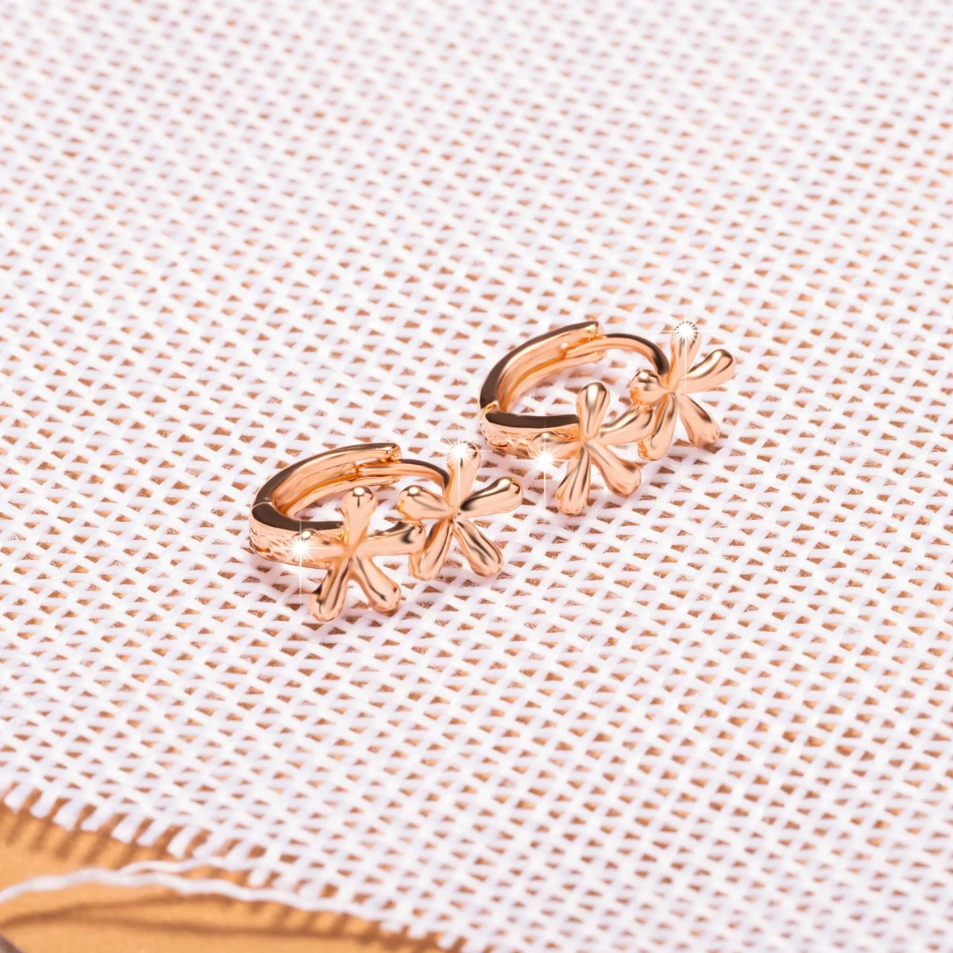 Rose gold circular waterdrop flower earrings with fresh sweet design for women