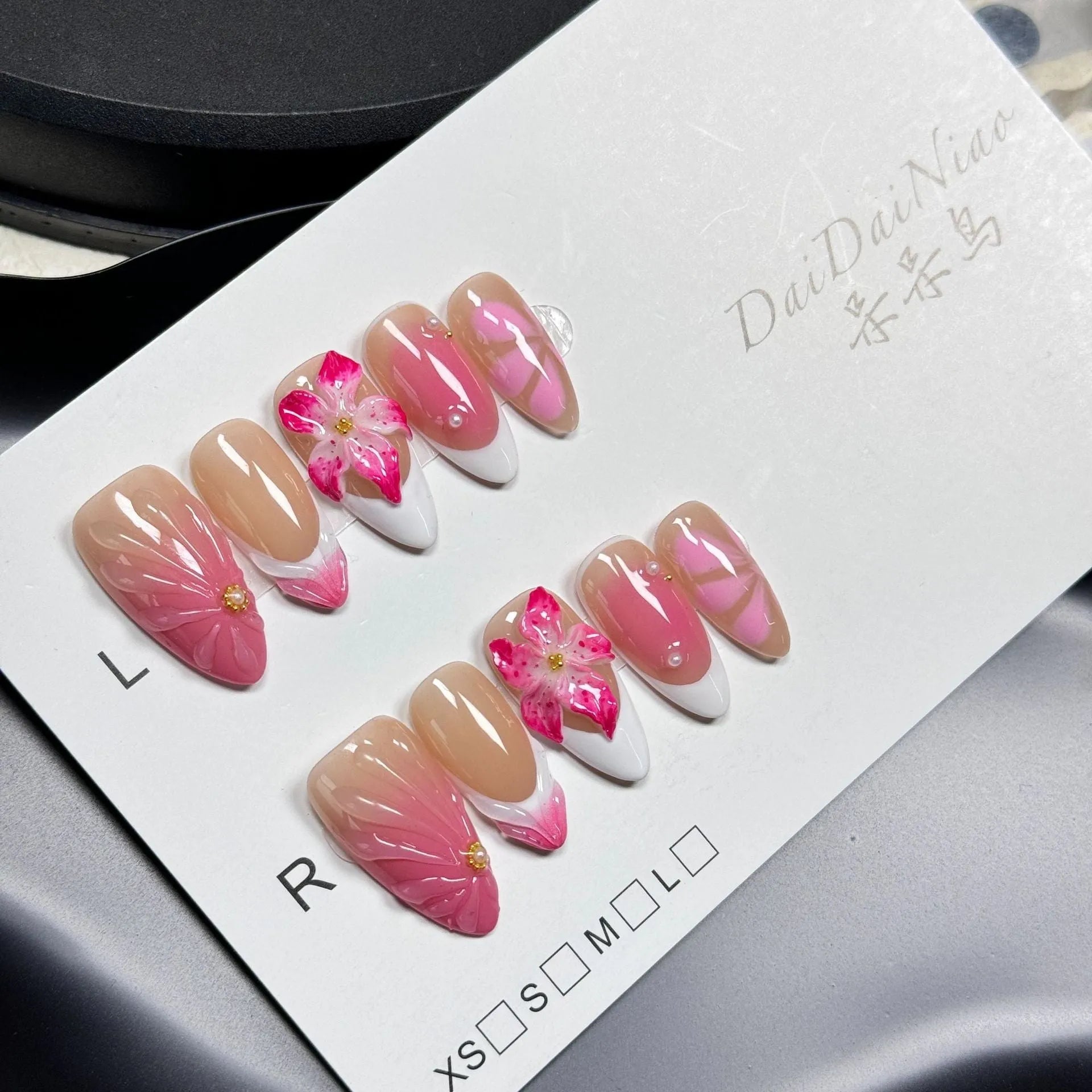 French style lily artificial nails with 3D fluid ice flower design in almond shape