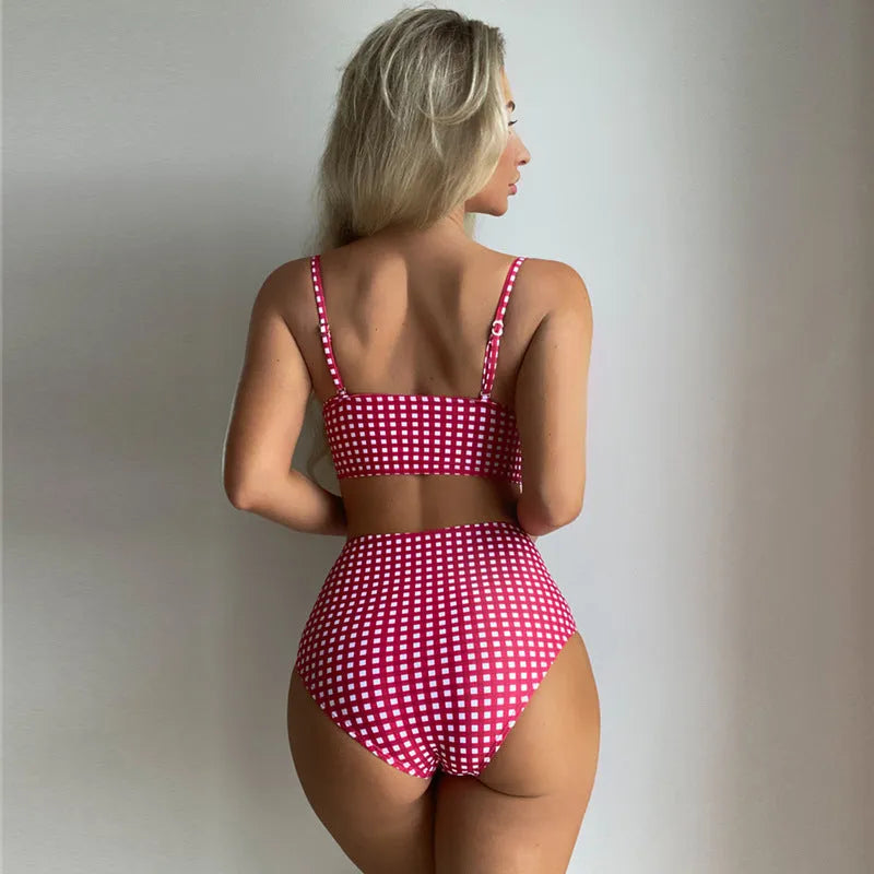 Two-piece high-waist bikini swimsuit with plaid detail and adjustable straps in rose red colour