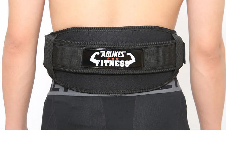 Nylon fitness weightlifting waistband in black, red or yellow available in sizes L, M, XL