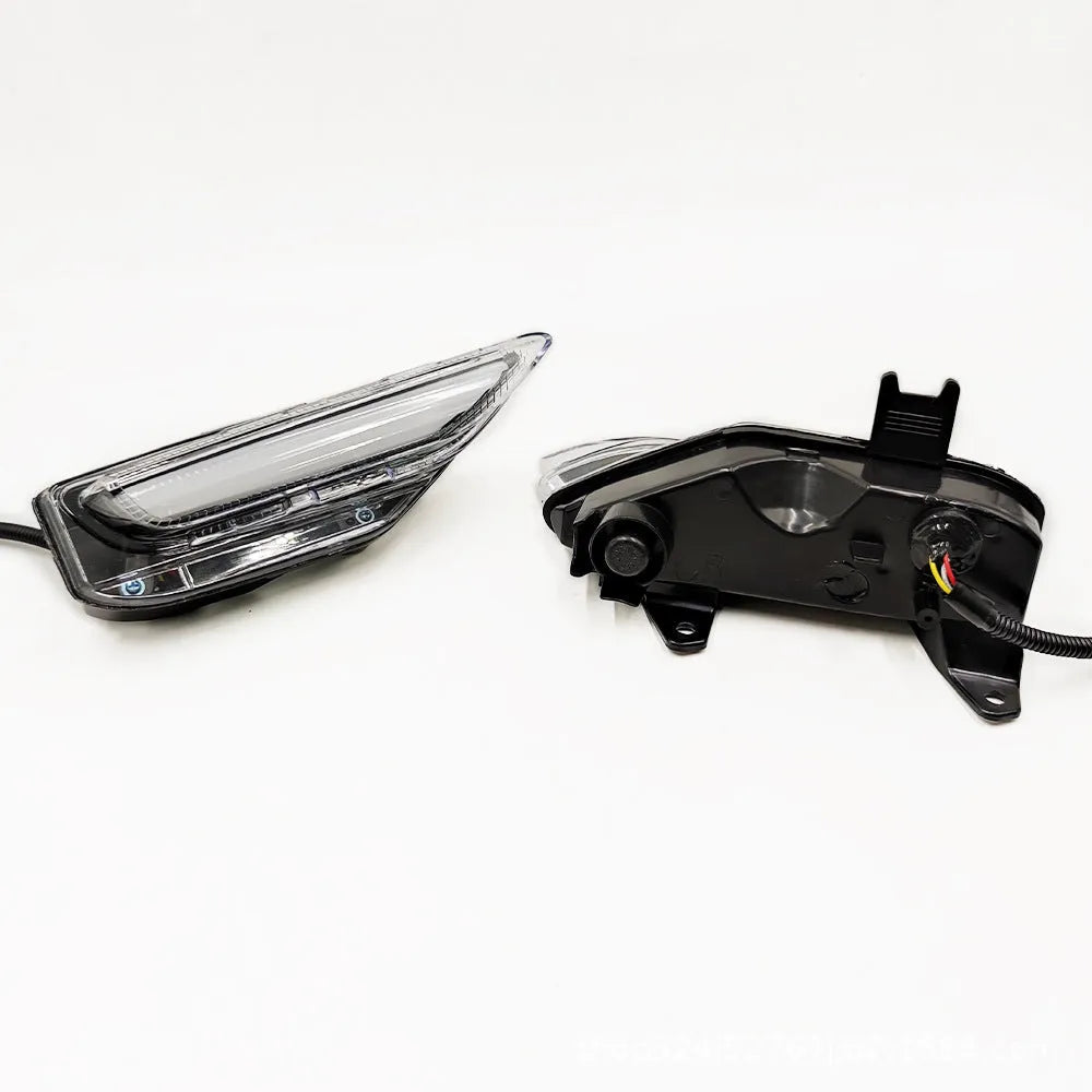 Infiniti Q50 Q50L Q70 front bumper LED daytime running and turn signal light replacement unit