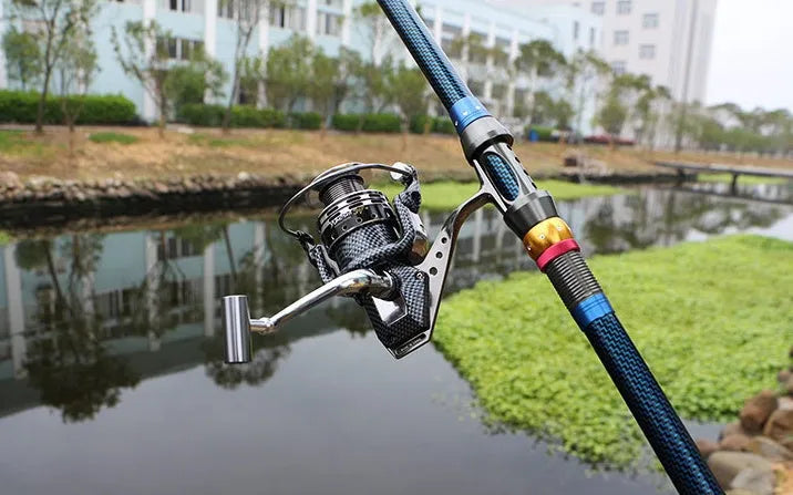 Full metal spinning reel with 13+1 bearings, high-hard aluminium alloy wire cup, and metal foot, snake skin plating finish