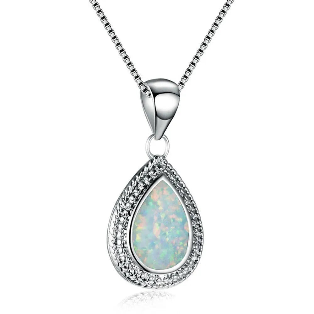 Opal fashion rhinestone zircon clavicle chain necklace in green blue white alloy geometric pendant