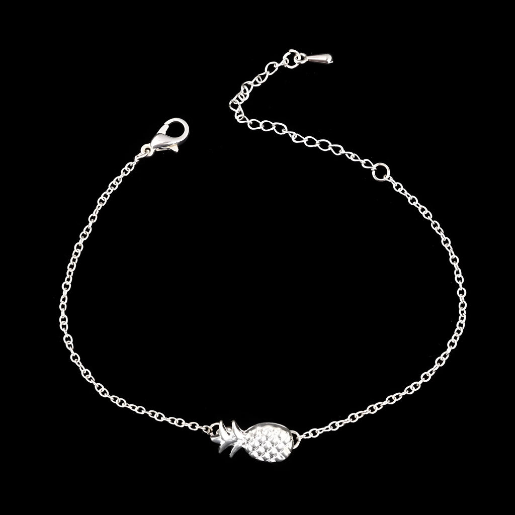 Alloy pineapple bracelet showing gold and silver colour options with adjustable clasp