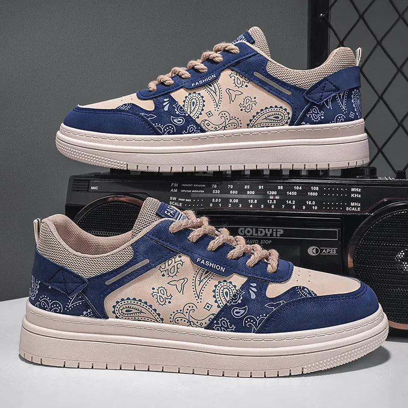 Men's low top canvas sports board shoes in blue with lace-up closure and rubber sole