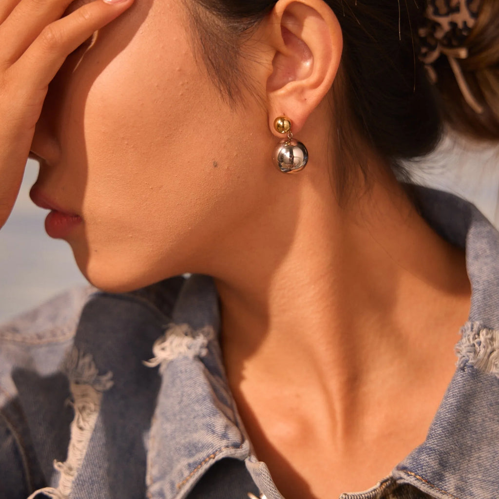 Women's stainless steel colour-block ear studs with round bead geometric design