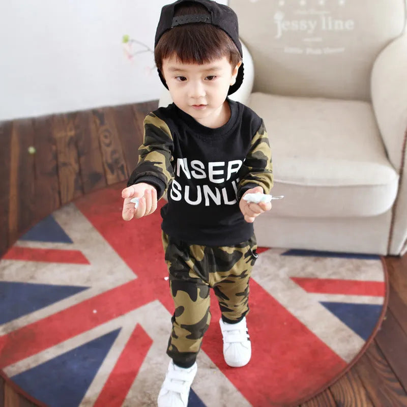 Boys' cotton top in green and red, sizes from 80cm to 120cm for children