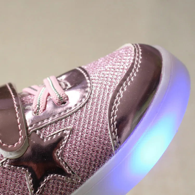 LED shoe magic button in golden with illuminated light, for children's shoes sizes EU 21-30