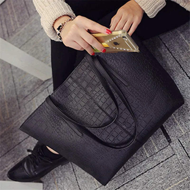 Polyester shoulder bag handbag 26x20cm in black and grey colours