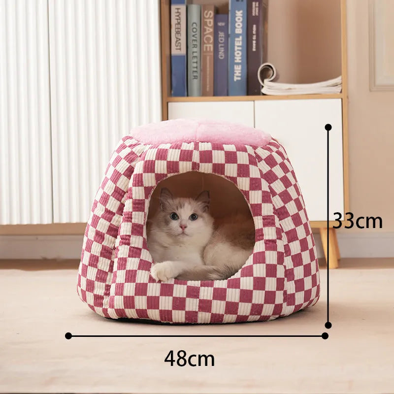 Warm closed cat and small dog house, 48 x 48 x 33 cm, drawing flannel and PP cotton, green or pink