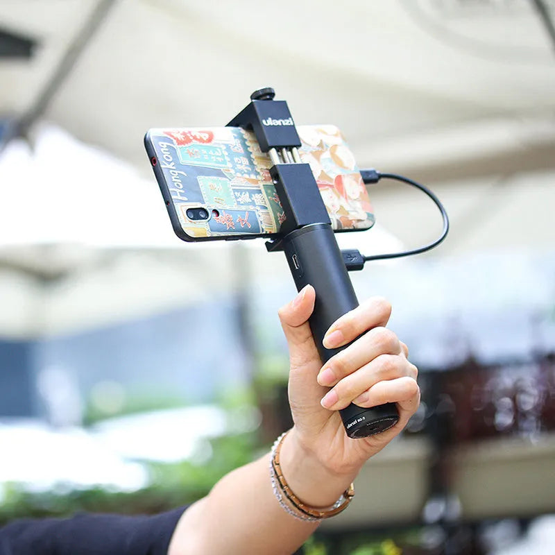 Black aluminium alloy portable charging handle with 6800mAh battery capacity, showing carry handle and compact 12.5cm by 3.2cm size.