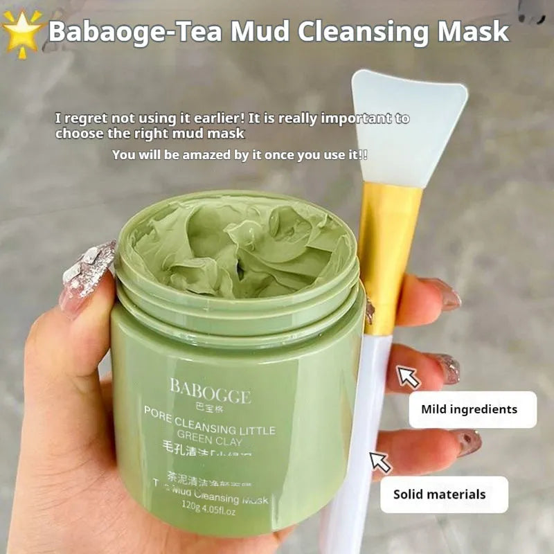 Tea mud cleansing clay facial mask in container with daub-type application
