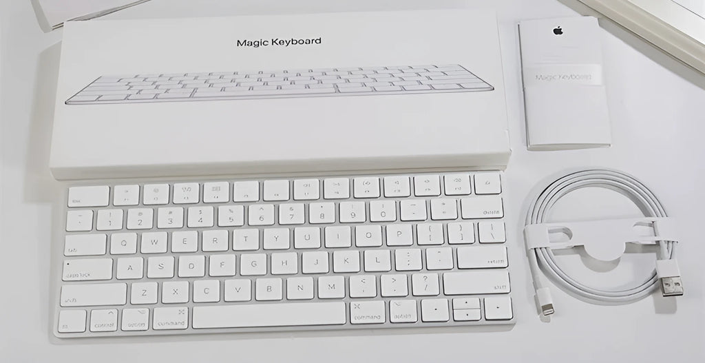 White Apple Bluetooth G6 wireless keyboard with ultra-thin metal construction