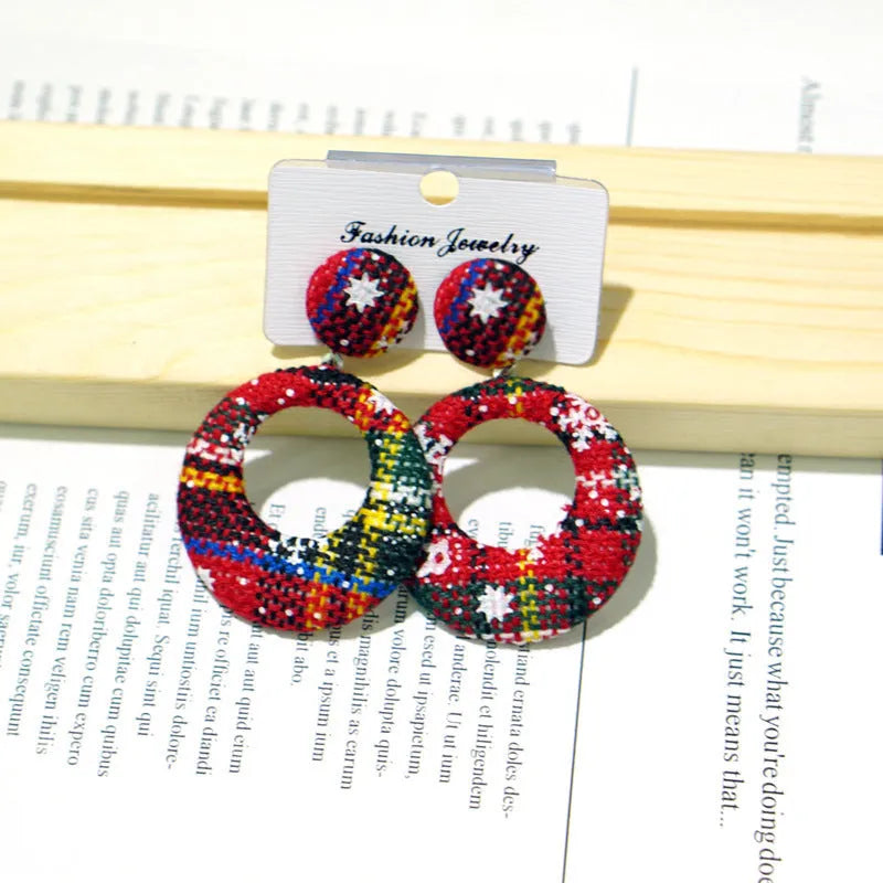 Women's geometric round cloth earrings with snowflake design, 4 cm diameter, handmade