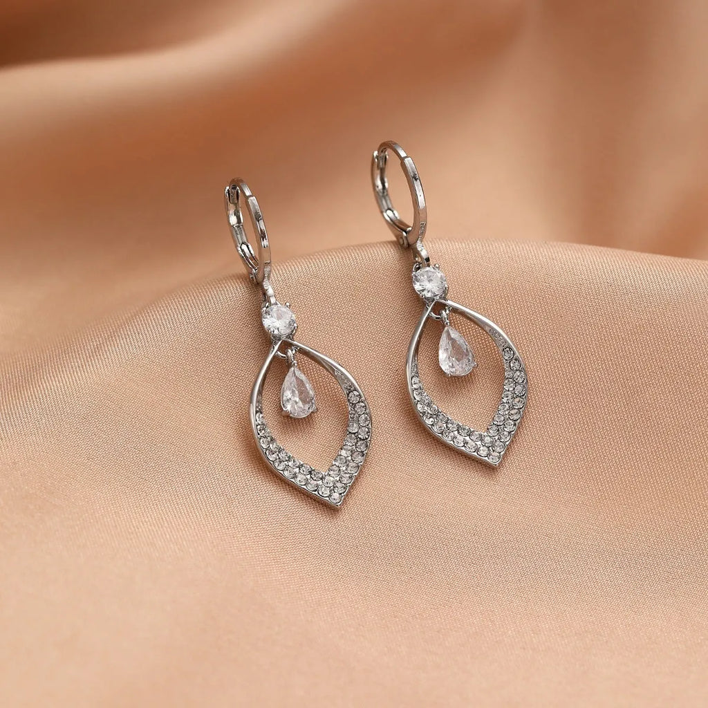 A pair of women's zircon water drop tassel earrings in a teardrop shape with gold-coloured buckles.