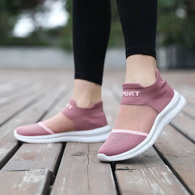 Breathable casual sock shoes with flyknit upper in multiple colour options