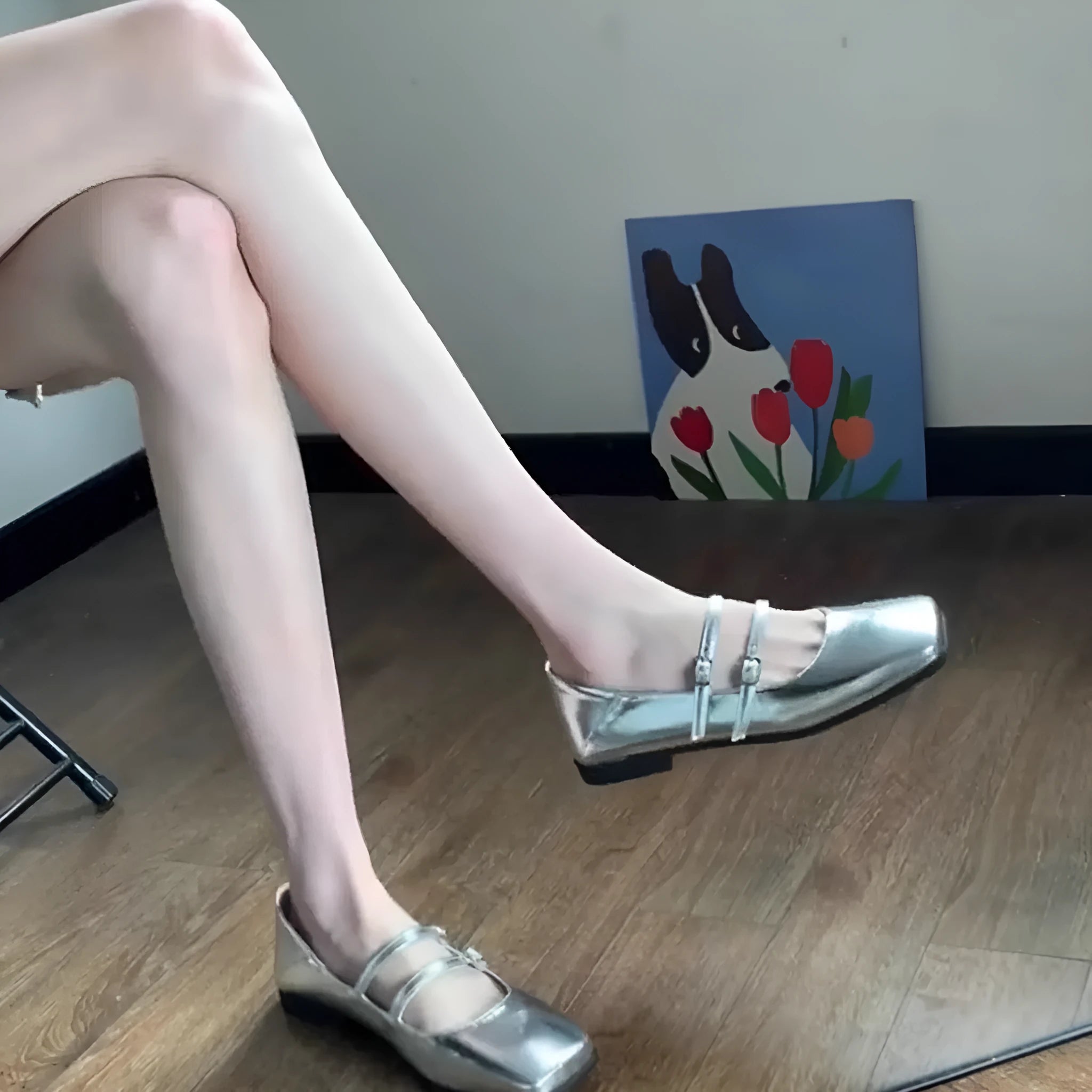 Genuine leather women's Mary Jane shoes with cross buckle strap in silver colour