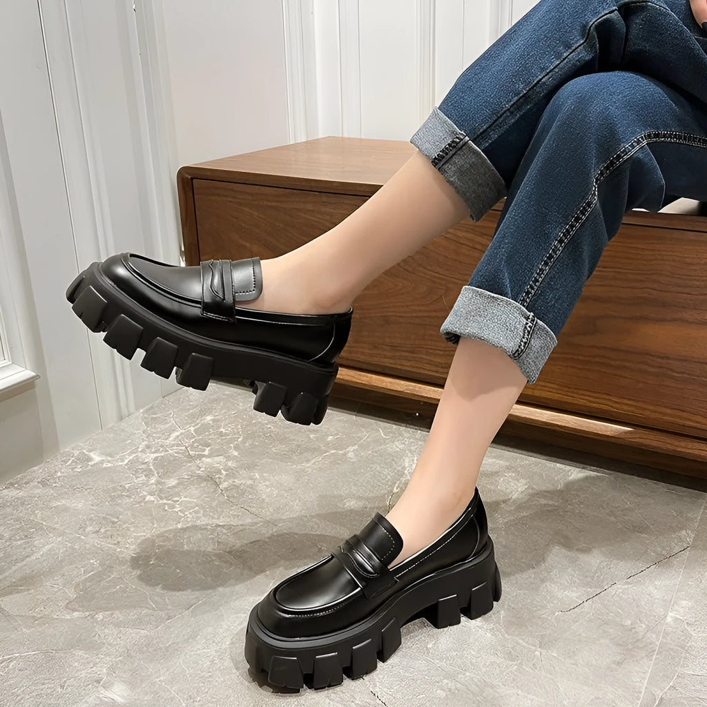 British style wide fit patent leather loafers with rubber sole and shallow opening