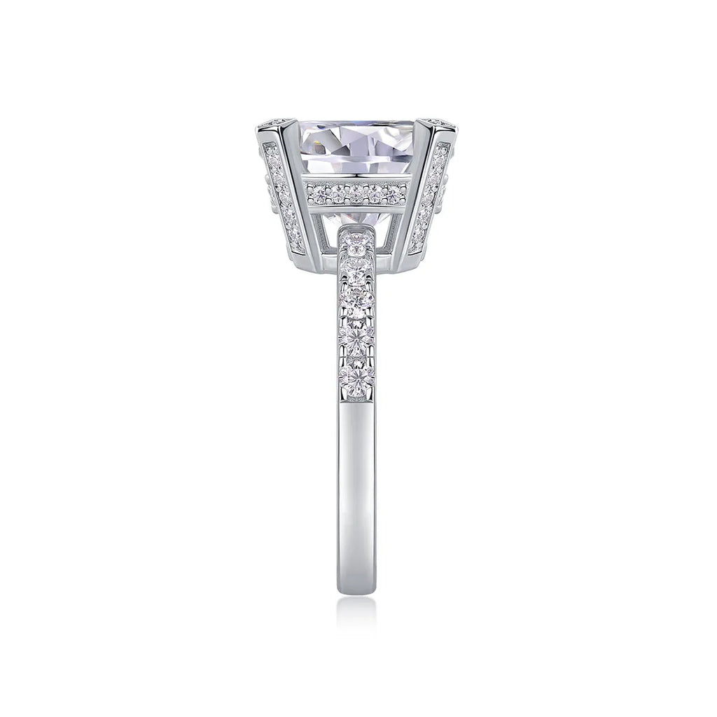 5 carat moissanite ring set in S925 silver with gold plating, sizes 5 to 9, with GRA certificate and gift box